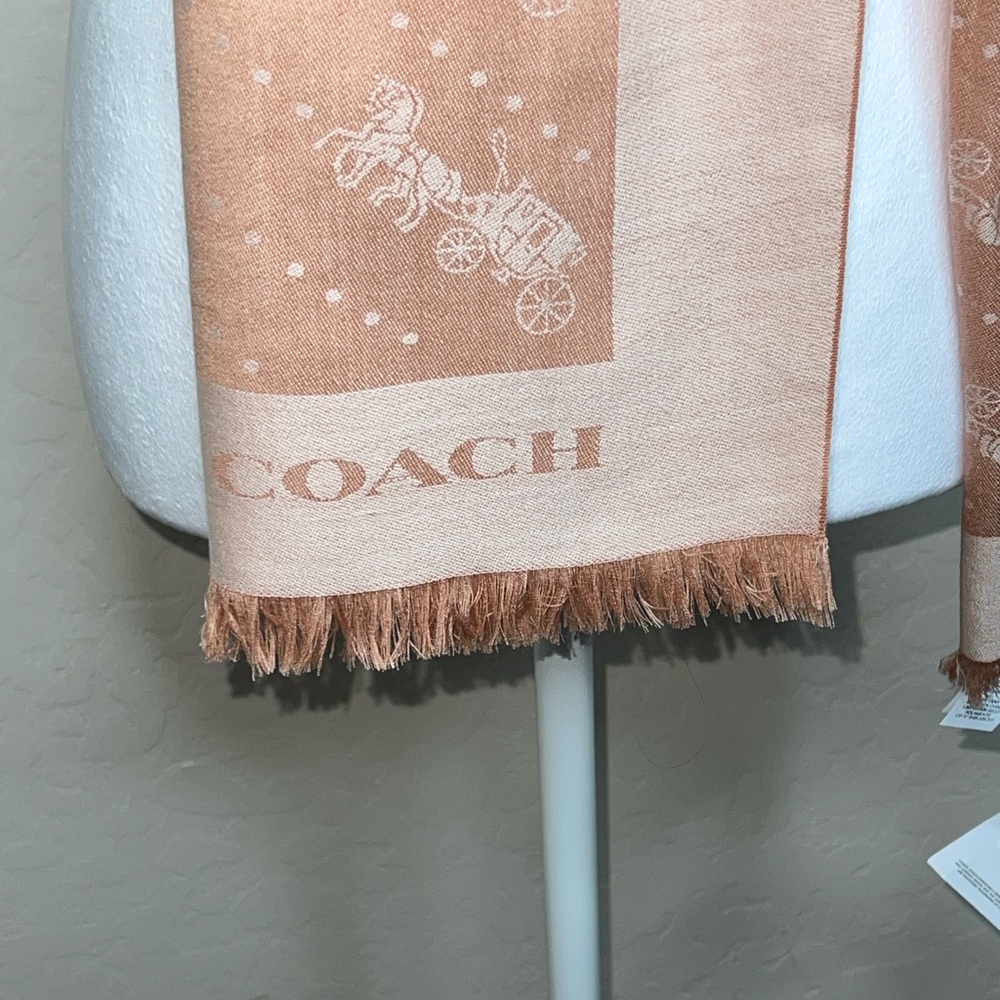 NWT Coach Horse and Carriage Print Soft Wrap Scarf - Picture 5 of 7